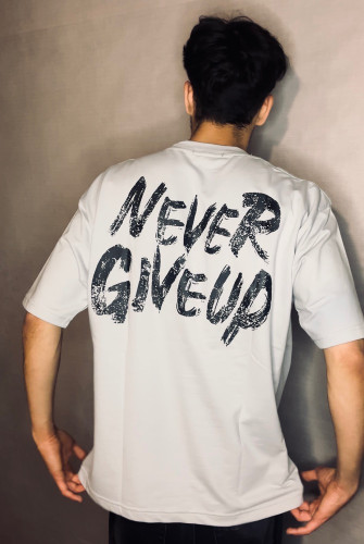 تیشرت دو نخ پنبه پارچه مچینست مدل NEVER GIVE UP _ طوسی