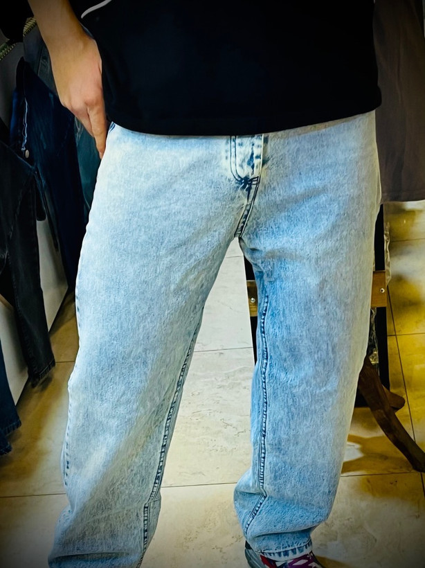 شلوار جین بگ استایل کمر کش مدل سنگ شور _ سفید یخی