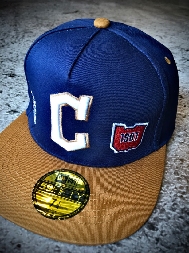 کلاه کپ بک فیت مستر کوالیتی وارداتی FIFTY 59 مدل Chicago Cubs _ سرمه ای نقاب قهوه ای