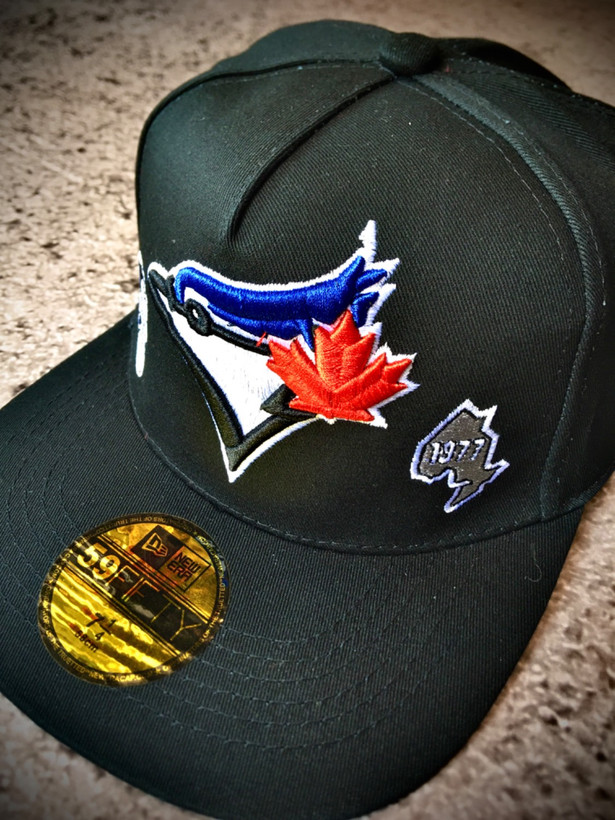 کلاه کپ بک فیت مستر کوالیتی وارداتی FIFTY 59 مدل Toronto Blue Jays _ تمام مشکی