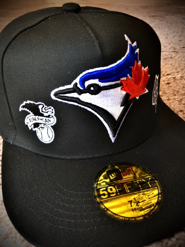 کلاه کپ بک فیت مستر کوالیتی وارداتی FIFTY 59 مدل Toronto Blue Jays _ تمام مشکی