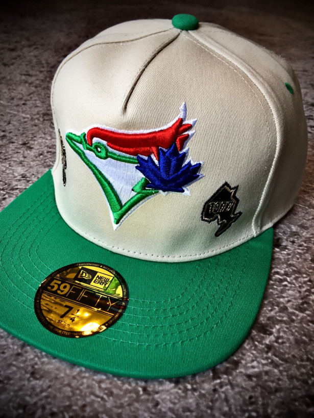 کلاه کپ بک فیت مستر کوالیتی وارداتی FIFTY 59 مدل Toronto Blue Jays _ کرم نقاب سبز