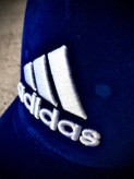 کلاه بیسبالی مخمل وارداتی مدل ADIDAS _ سرمه ای