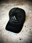 کلاه بیسبالی مخمل وارداتی مدل ADIDAS _ مشکی