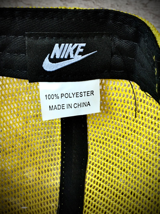 کلاه بیسبالی مخمل وارداتی مدل NIKE _ کرم نقاب سبز